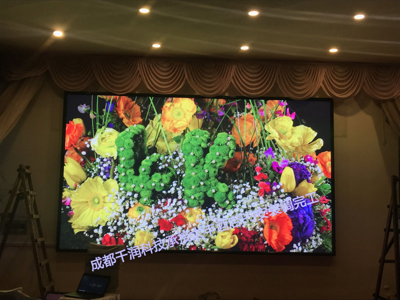 P3高清全彩顯示屏 P3高清全彩顯示屏