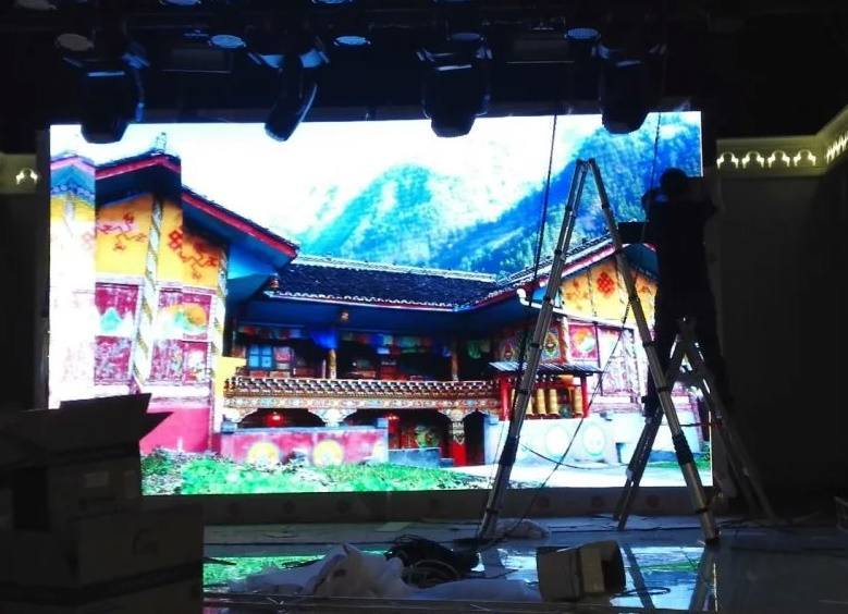 LED顯示屏 LED顯示屏